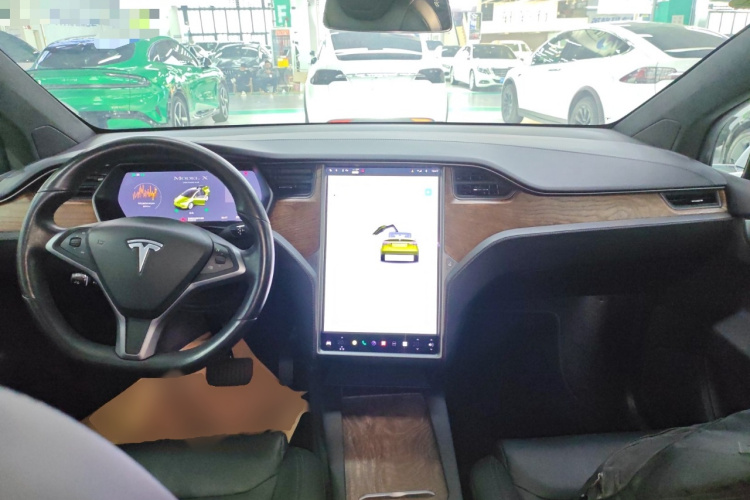 特斯拉 Model X 2020款 长续航升级版中控内饰12