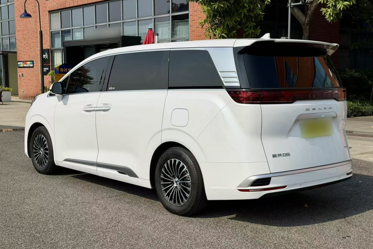 腾势D9 2022款 DM-i 970 四驱尊荣型车身外观6003