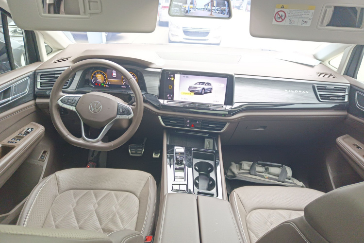 大众 威然 2022款 380TSI 尊贵版中控内饰12