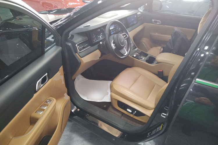 理想汽车 理想ONE 2021款 增程6座版中控内饰20