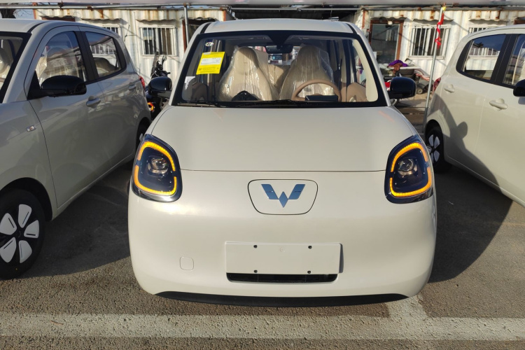 五菱汽车 宏光MINIEV 2025款 四门版 进阶款车身外观2