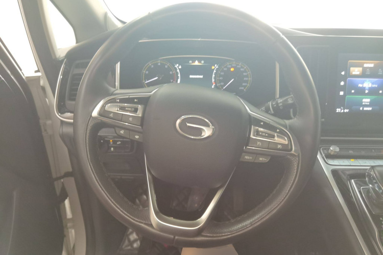 广汽传祺 传祺M8 2021款 领秀系列 390T 尊享版中控内饰13