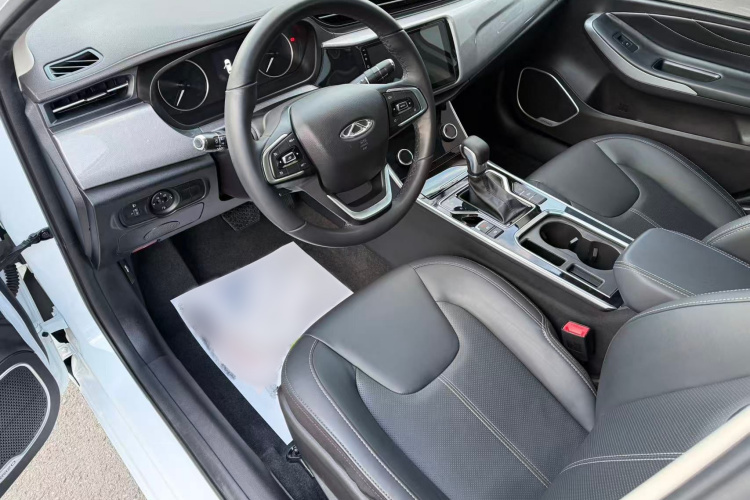 奇瑞 艾瑞泽5 2019款 改款PRO 1.5L CVT青春版 国VI中控内饰7001