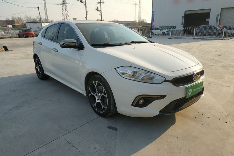 菲亚特 致悦 2014款 1.4T 自动运动版车身外观3