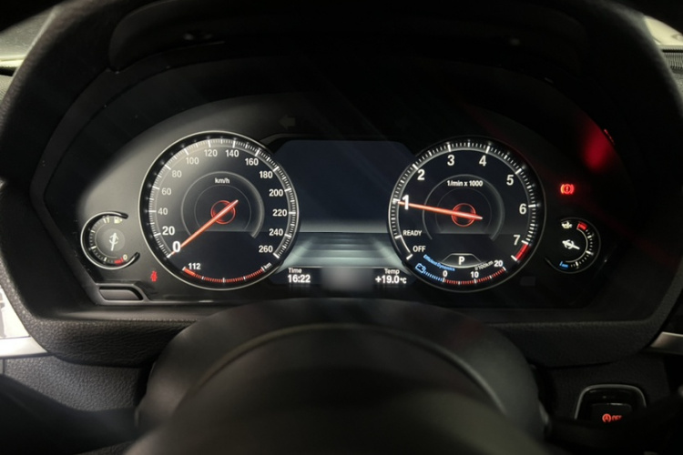 宝马3系 2018款 320Li M运动曜夜版局部细节14