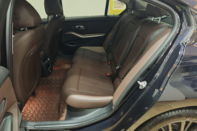 宝马3系 2023款 325Li M运动曜夜套装中控内饰21