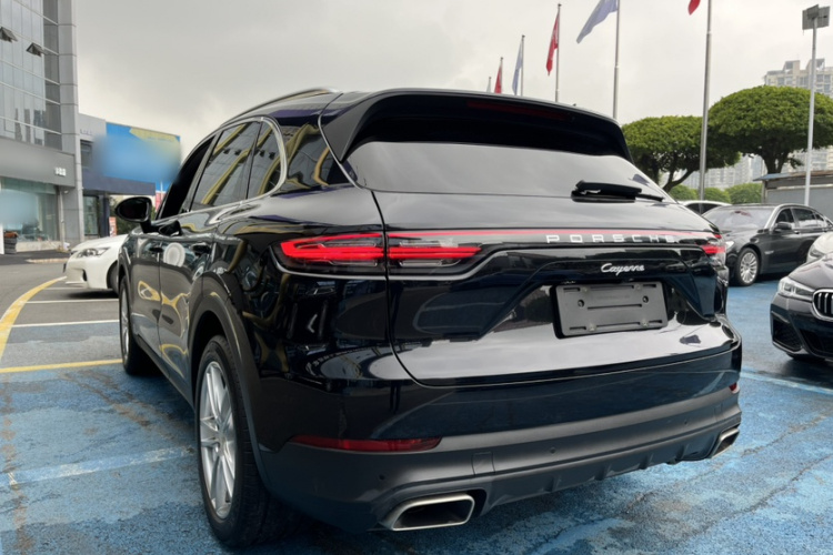 保时捷 2019款 Cayenne 3.0T车身外观6002