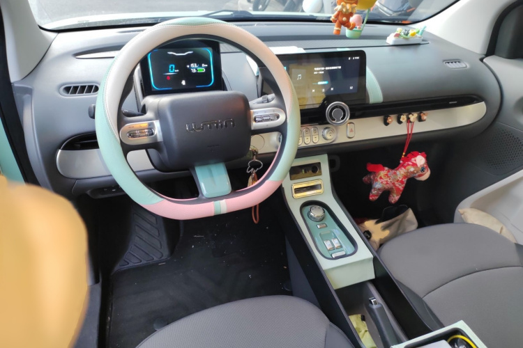 长安启源 长安Lumin 2022款 210km 香甜款中控内饰7002