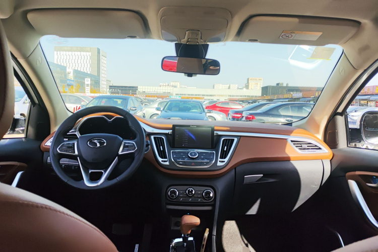 东南DX7 2017款 1.5T 自动豪华型中控内饰7002