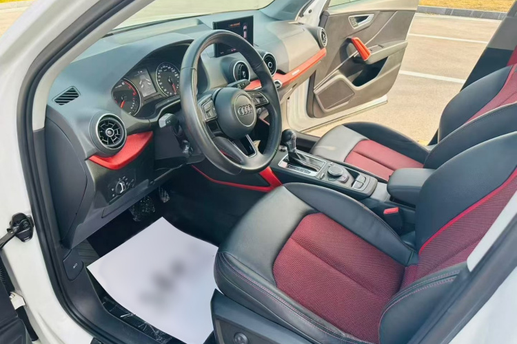 奥迪Q2L 2018款 35 TFSI 时尚动感型 国VI中控内饰7002