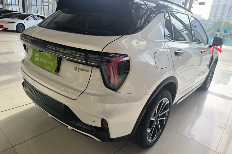领克01 EM-P 2023款 1.5TD EM-P AM车身外观6005