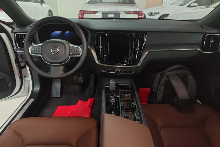 沃尔沃S60 2026款 B4 智逸豪华版中控内饰12