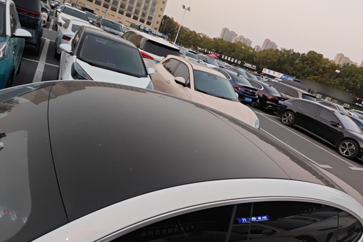 欧拉闪电猫 2022款 555km 尊贵版局部细节57