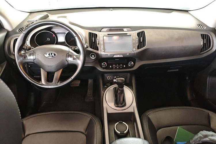 起亚 智跑 2015款 2.0L 自动两驱版GLS中控内饰7002