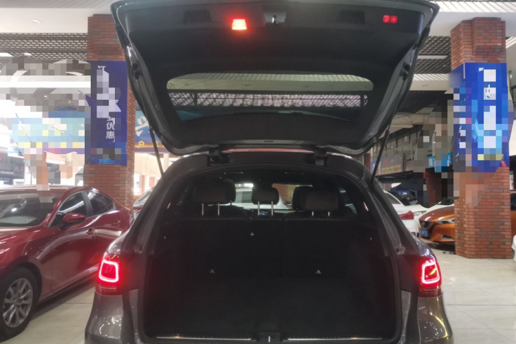 奔驰GLC 2020款 GLC 300 L 4MATIC 动感型局部细节23