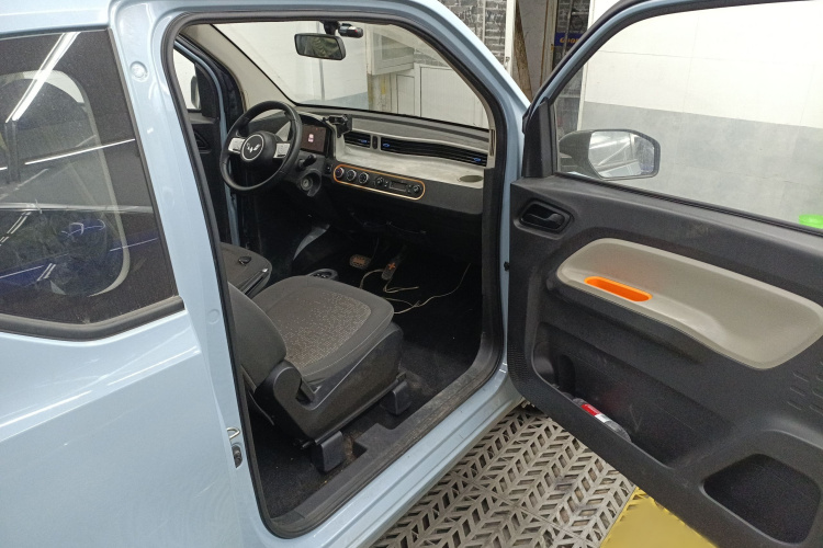 五菱汽车 宏光MINIEV 2020款 悦享款 磷酸铁锂局部细节9005