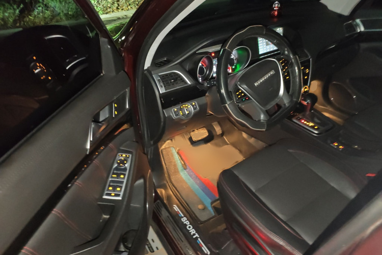 猎豹汽车 猎豹CS10 2017款 1.5T CVT尊贵型中控内饰7003