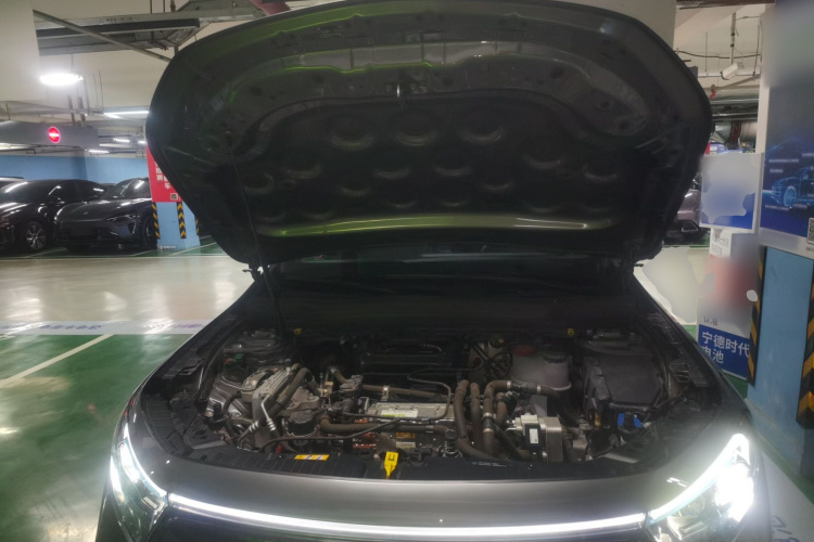 奔驰EQB 2022款 EQB 350 4MATIC 首发特别版局部细节24