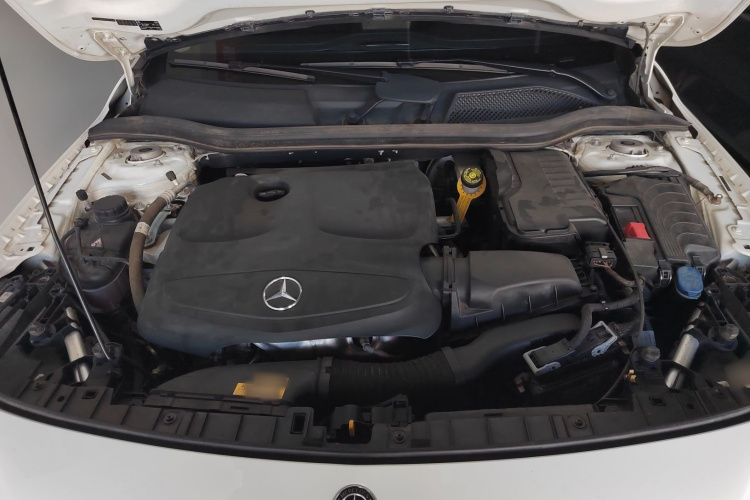 奔驰GLA 2019款 GLA 200 时尚型局部细节24