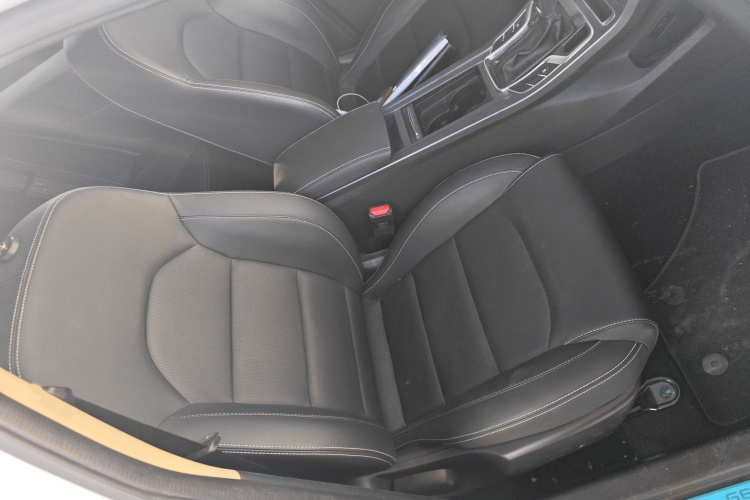 吉利汽车 帝豪 2018款 1.5L CVT向上互联版局部细节41