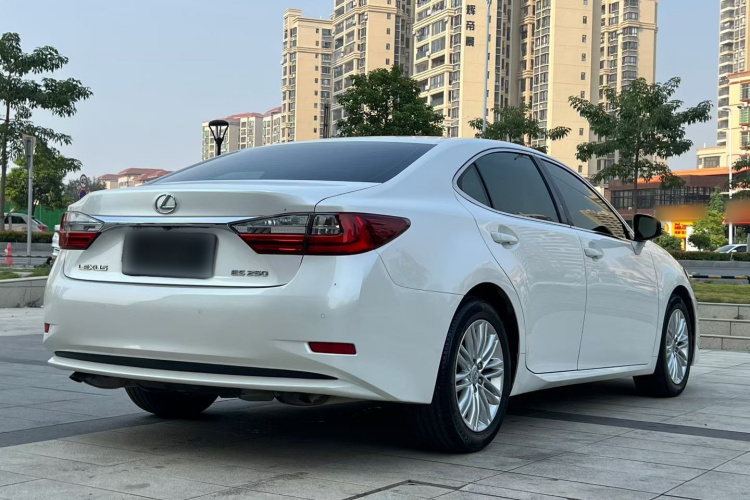 雷克萨斯ES 2015款 250 典雅版车身外观6008