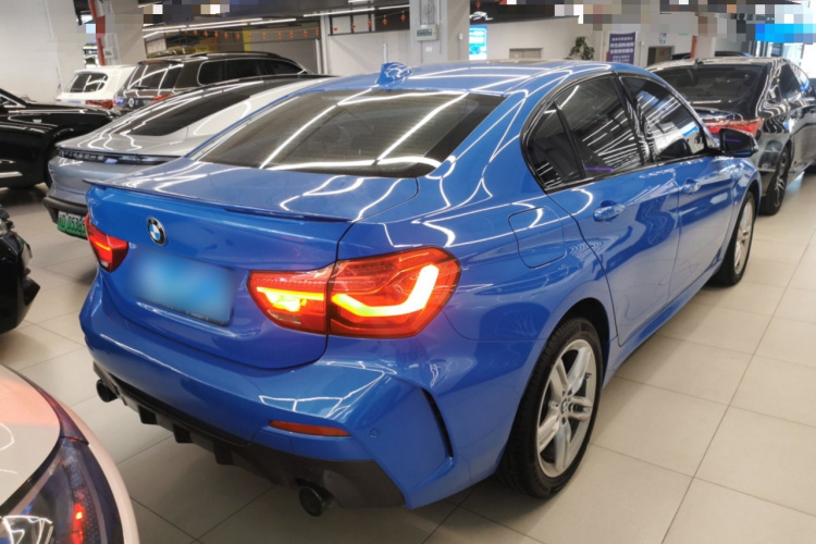 宝马1系 2021款 改款 120i M运动曜夜版车身外观7