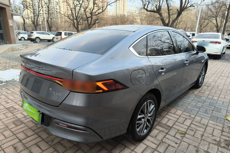 比亚迪 秦PLUS 2024款 荣耀版 EV 510KM领先型车身外观6005