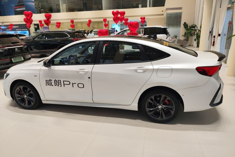 别克 威朗 2023款 Pro GS 疾风版车身外观4