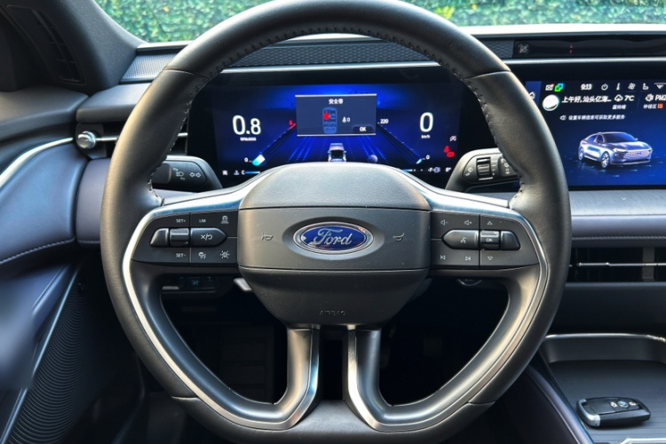 福特 蒙迪欧 2023款 EcoBoost 245 至尊型局部细节13