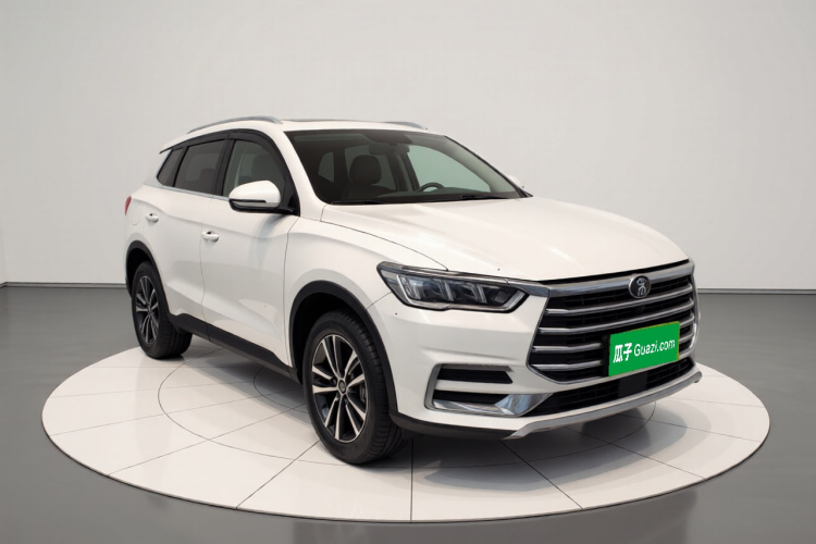 比亚迪 宋Pro 2021款 1.5T 自动精英型车身外观3