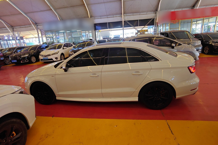 奥迪A3 2016款 Limousine 35 TFSI 风尚型车身外观6003