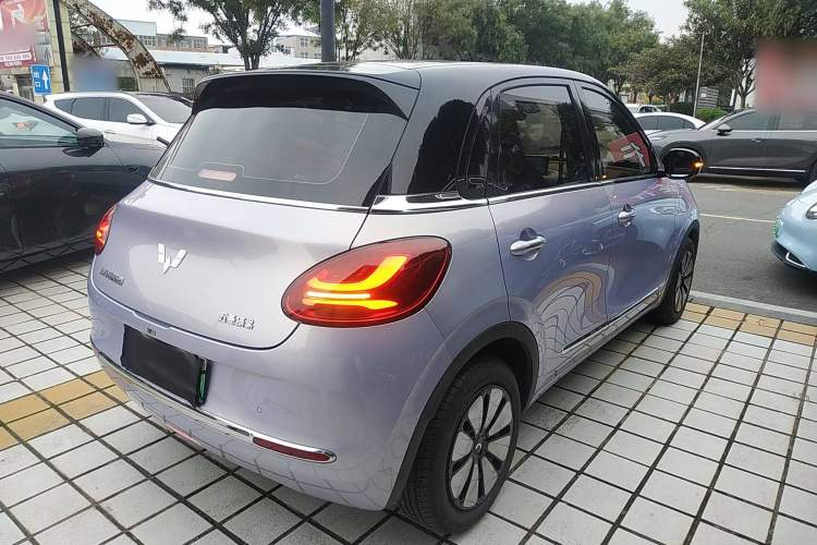 五菱汽车 五菱缤果 2025款 410km 灵犀尊享款车身外观7