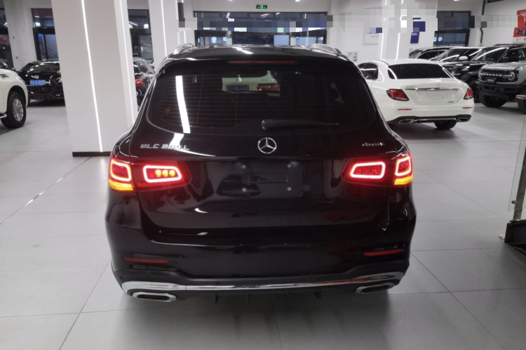 奔驰GLC 2022款 改款 GLC 300 L 4MATIC 动感型车身外观6