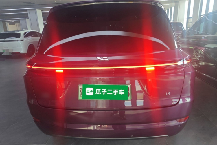 理想汽车 理想L9 2024款 Ultra车身外观6