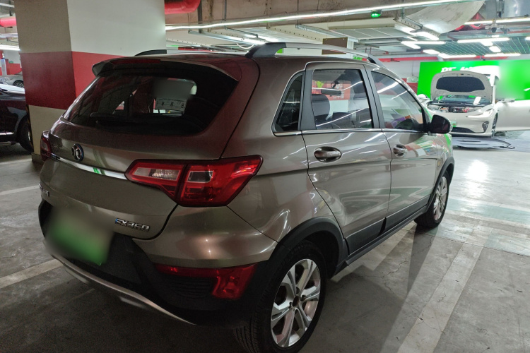 北汽新能源EX 2018款 EX360 新尚版车身外观7