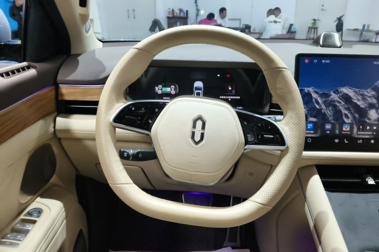 鸿蒙智行 问界M7 2024款 1.5T 后驱Plus版 5座局部细节13