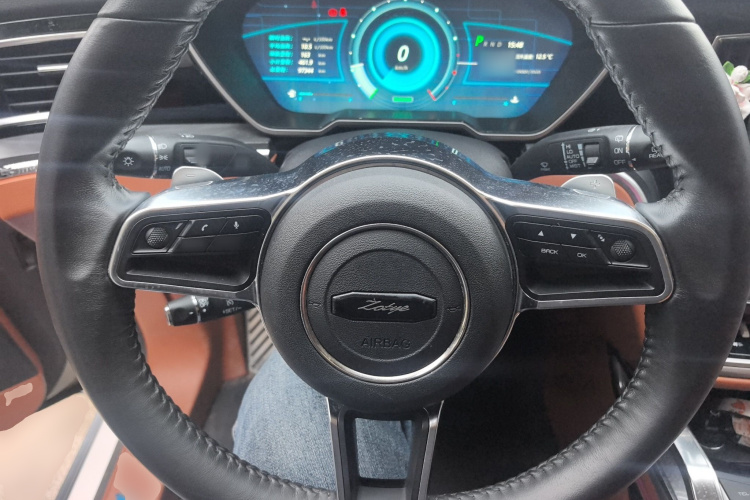 众泰T700 2017款 1.8T 双离合尊贵型局部细节13