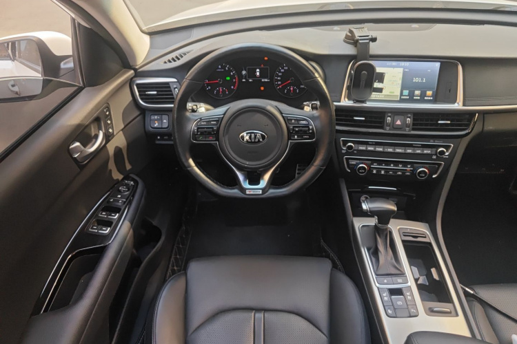 起亚K5 2016款 2.0T 自动PRM局部细节13