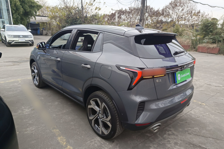 领克06 2023款 Remix 1.5T 劲Halo车身外观4