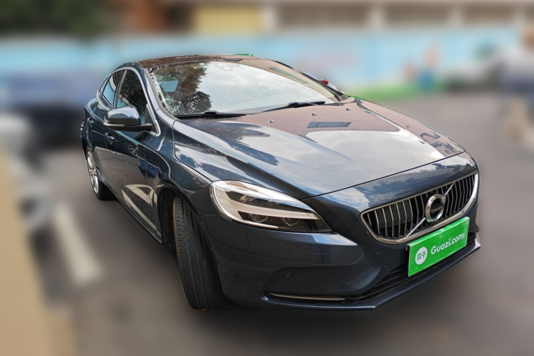 沃尔沃V40 2017款 T3 智雅版车身外观3