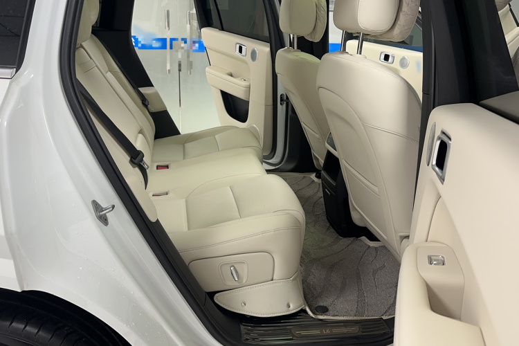 理想汽车 理想L6 2024款 Pro中控内饰7004