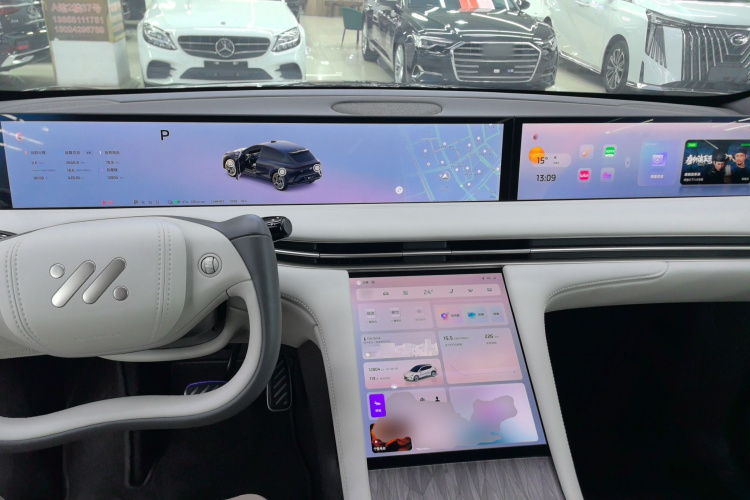 智己汽车 智己LS7 2025款 焕新版 Ultra中控内饰7002