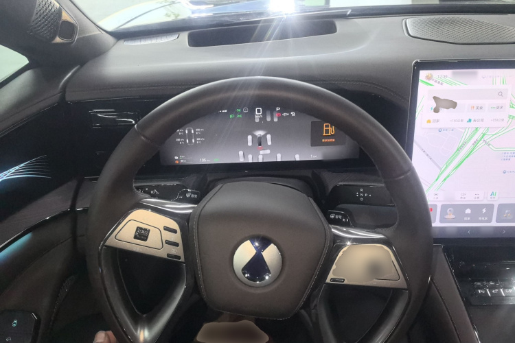 腾势Z9 2024款 1100km 四驱Ultra版局部细节13