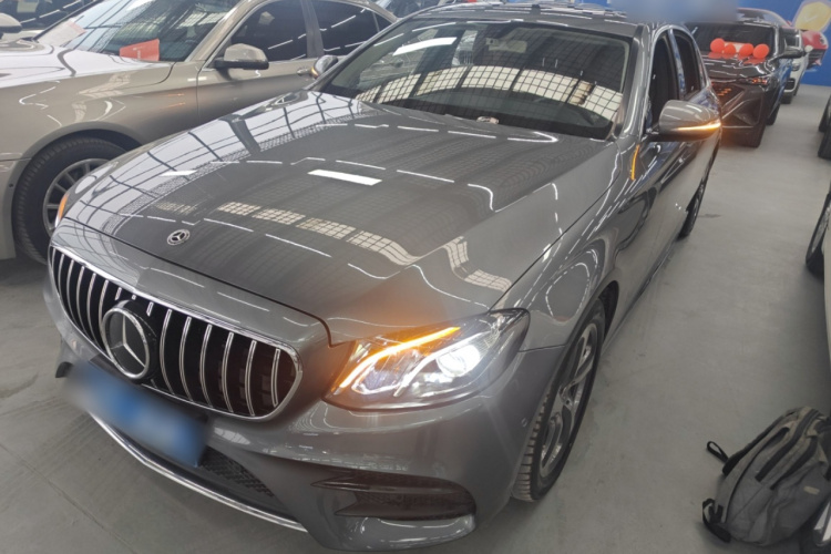 奔驰E级 2018款 E 200 L 运动型 4MATIC车身外观1