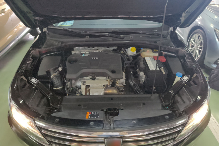 荣威i6 2017款 20T 手动豪华版机舱底盘24