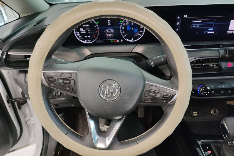 别克GL6 2021款 323T 轻混动互联豪华型中控内饰13