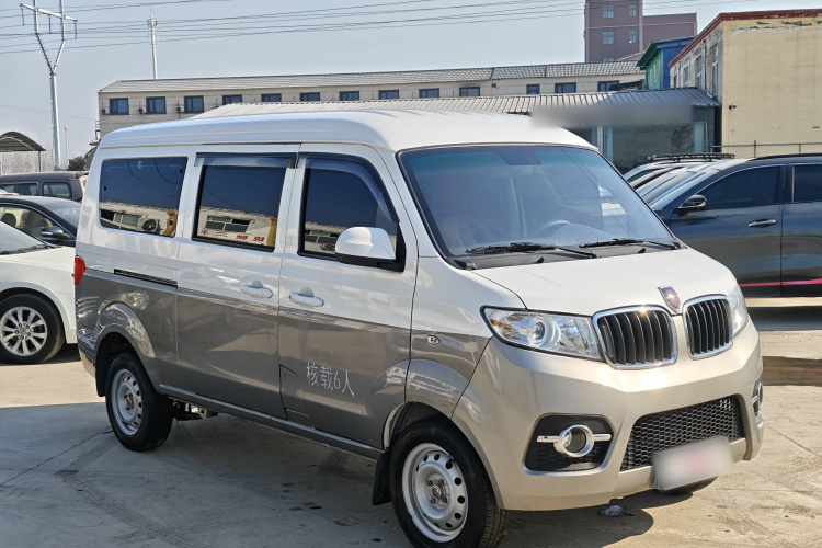 金杯 小海狮X30 2023款 1.5L 财富型客车5/6/7座无空调版SWC15M车身外观6003