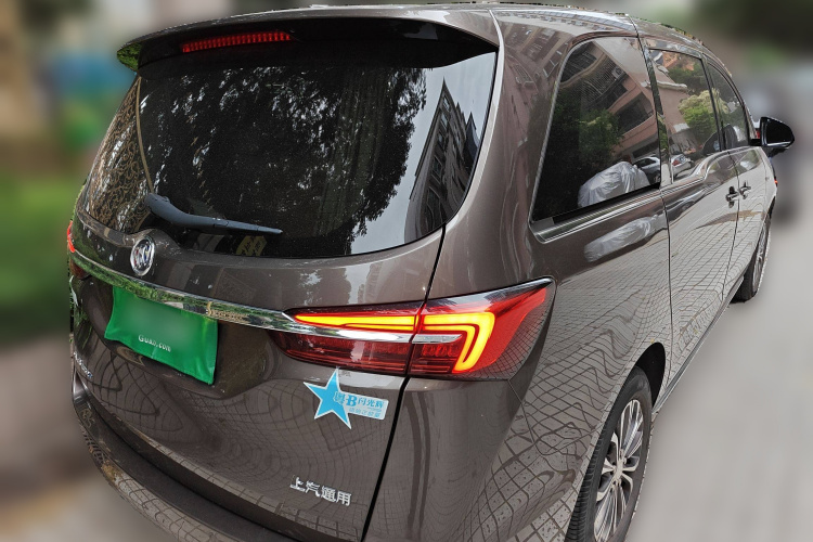 别克GL8 2022款 陆上公务舱 652T 豪华型车身外观6005