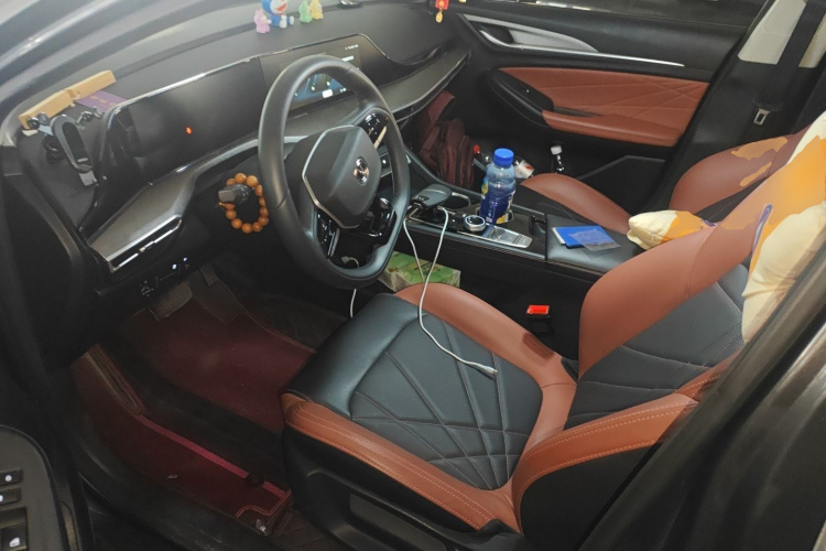 长安 逸动 2022款 PLUS 蓝鲸NE 1.4T GDI DCT尊贵版中控内饰19