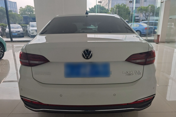 大众 朗逸 2024款 1.5L 自动满逸版车身外观6